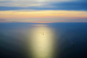 NISAで投信とETFを比較した場合のメリットとデメリットは？