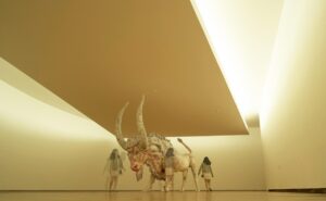 積立NISAと貯金はどっちが得なのか？