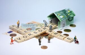 老後資金を増やすための国民年金のプラス策とは？