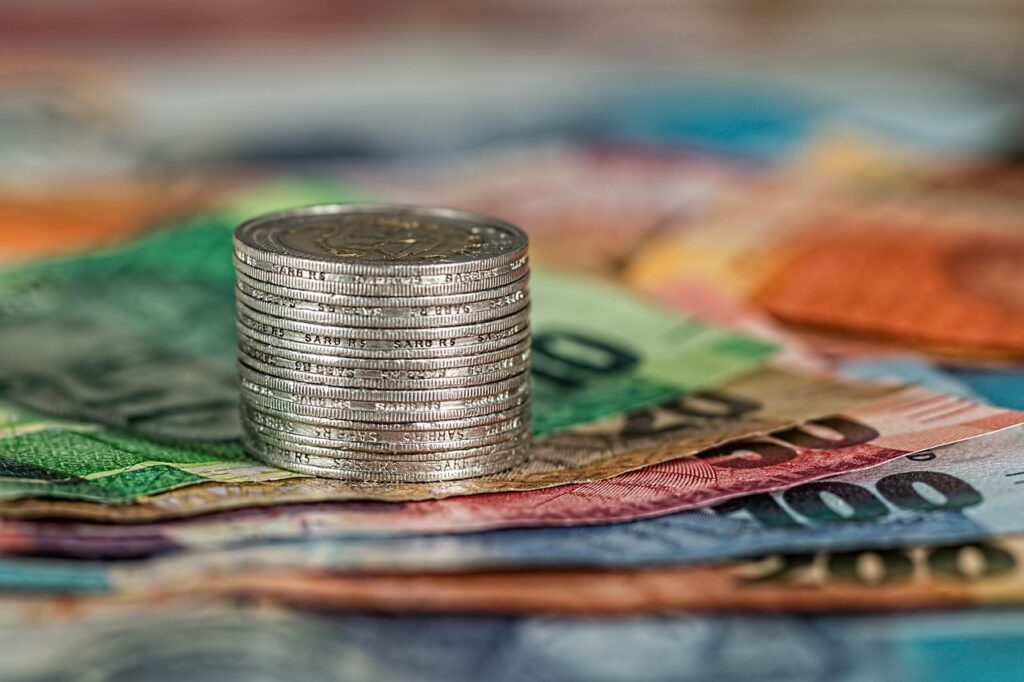 新NISAで毎月5万円積み立てた場合、老後資金はどれくらいになる？